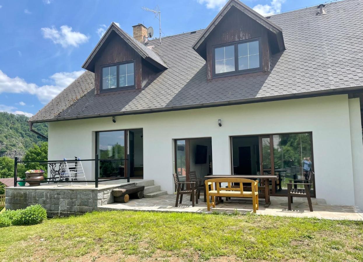 Runch Smilovice Villa Chotilsko Exterior photo